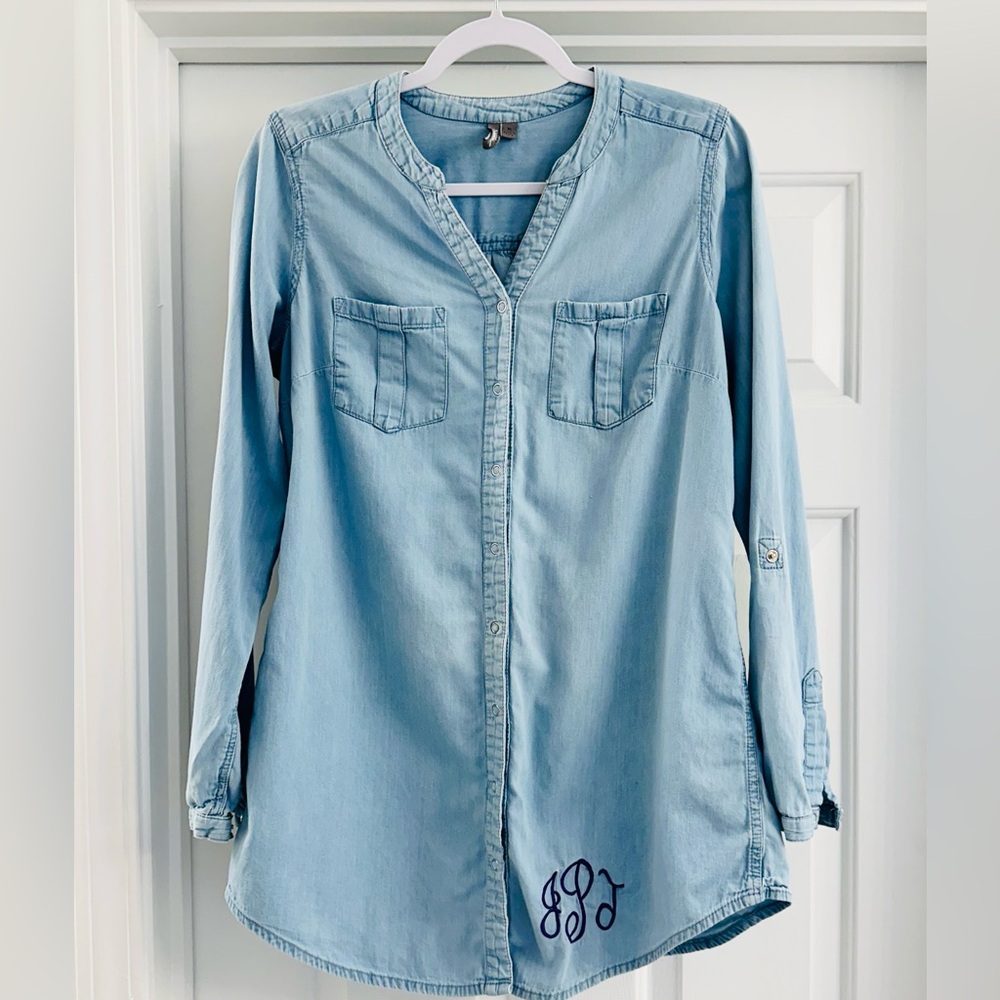New Directions Women’s Size‎ M Blue Denim Long Jean Shirt Top